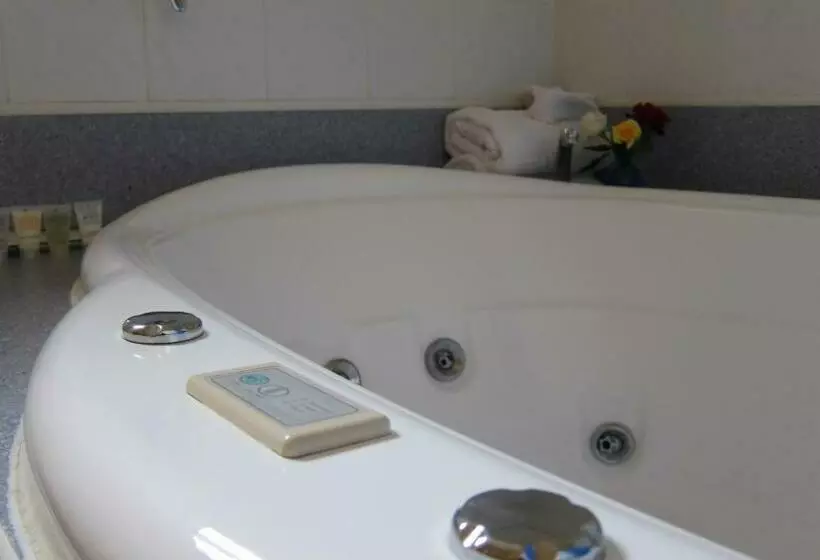スイート, Dalby Mid Town Motor Inn