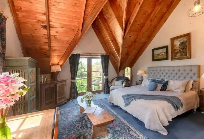 اتاق استاندارد با تخت بزرگ, Hawley House