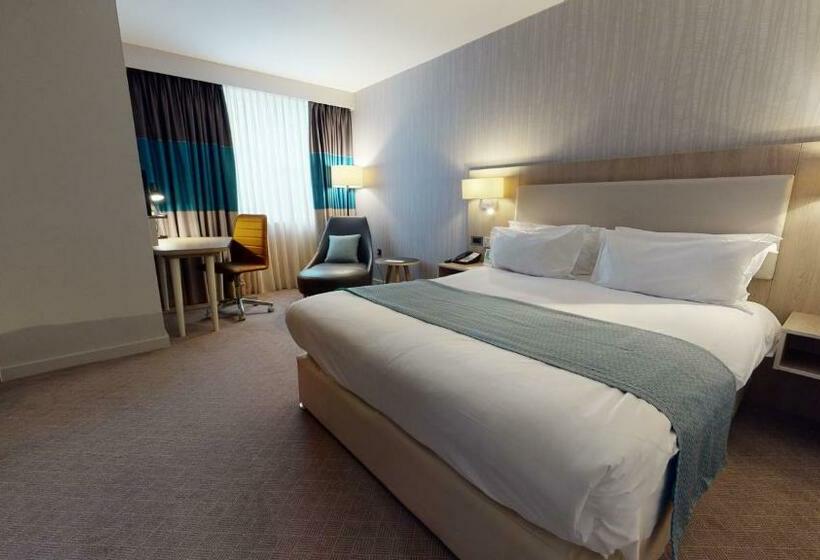 Номер Стандарт Кровать Кинг Адаптированный для Инвалидов, Holiday Inn Manchester   City Centre, An Ihg