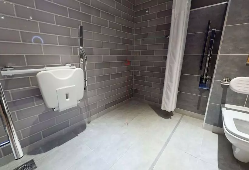اتاق استاندارد برای معلولان, Holiday Inn Manchester   City Centre, An Ihg