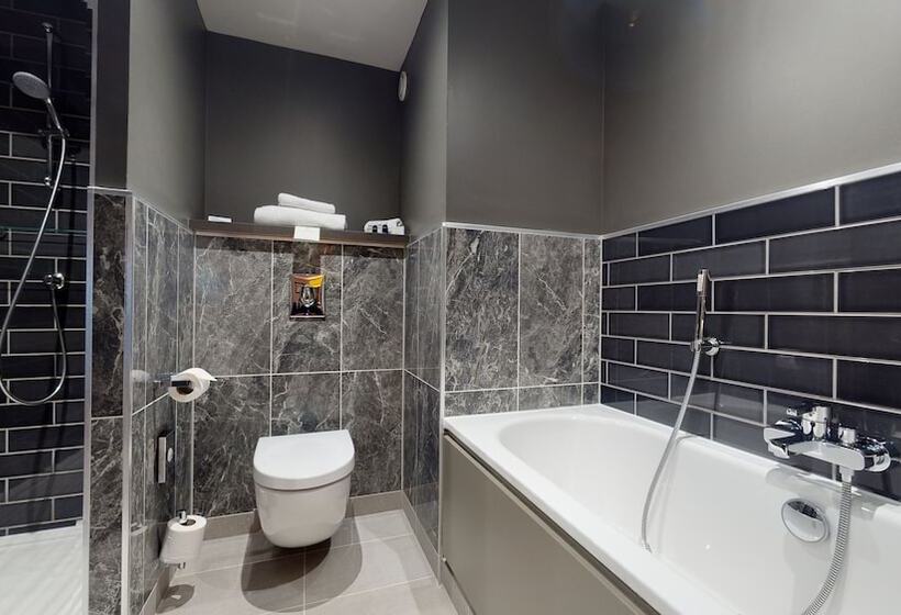 스위트, Holiday Inn Manchester   City Centre, An Ihg