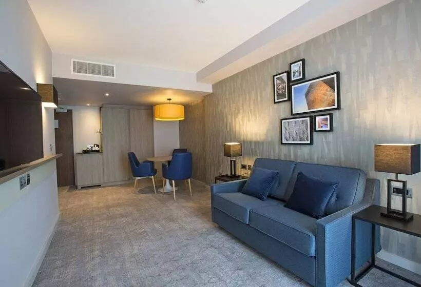 سوییت, Holiday Inn Manchester   City Centre, An Ihg