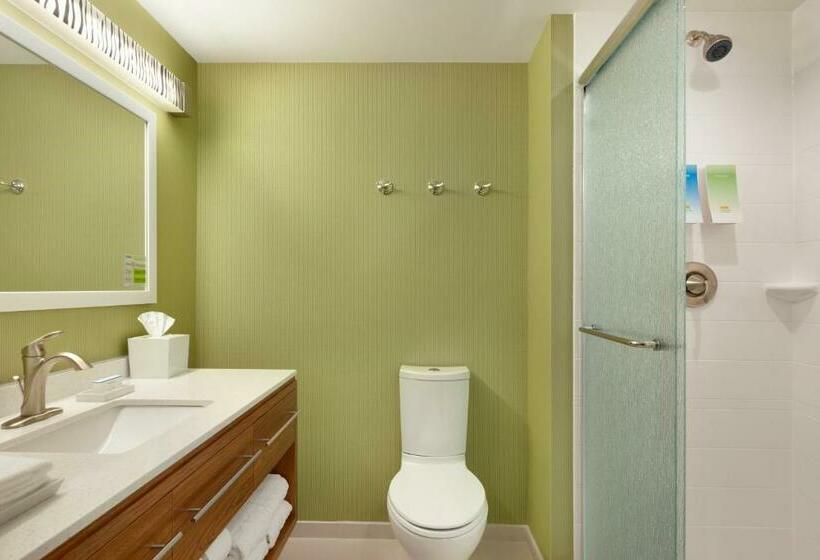 מיטת קינג בסוויטה, Home2 Suites By Hilton Durham Chapel Hill