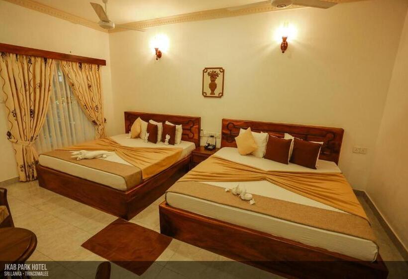 스탠다드 트리플 룸 풀장 전망, Jkab Park