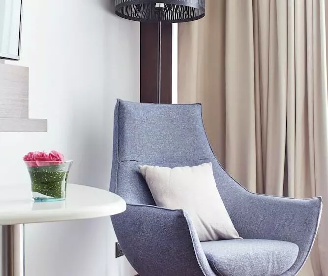 اتاق استاندارد با تخت دوبل, Minsk Marriott