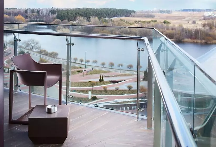 سوئیت پریمیوم, Minsk Marriott