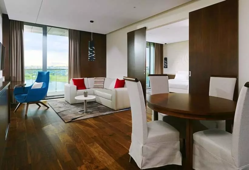 سوئیت پریمیوم, Minsk Marriott
