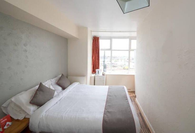 Номер Стандарт, Myroomz Hollingdales