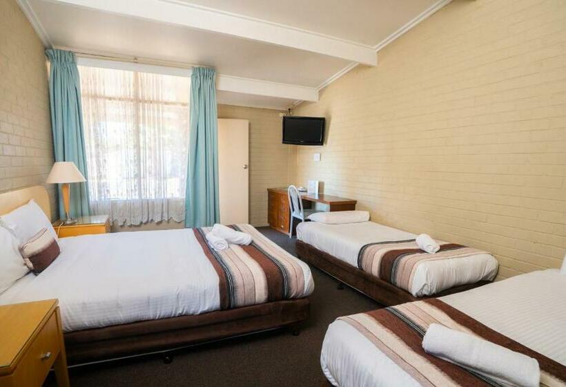 Семейный Номер, Parkview Motor Inn