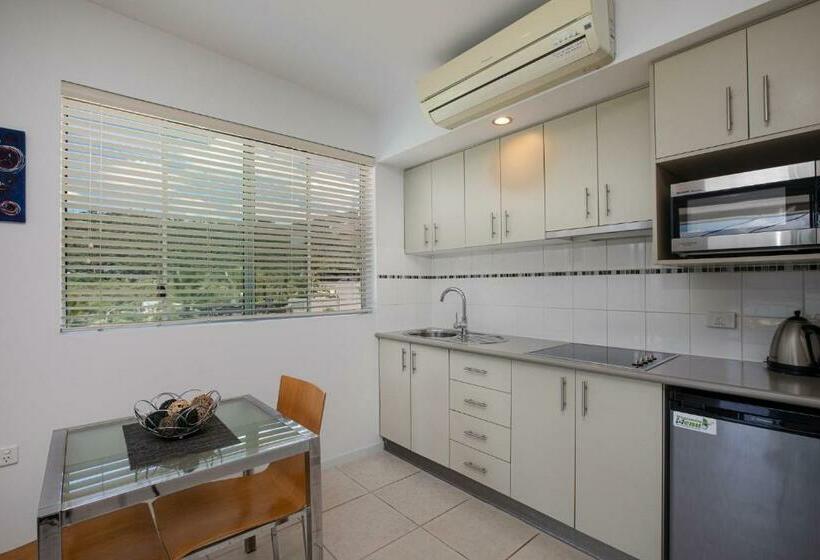 Студия Стандарт Вид на Море, Waterview Airlie Beach