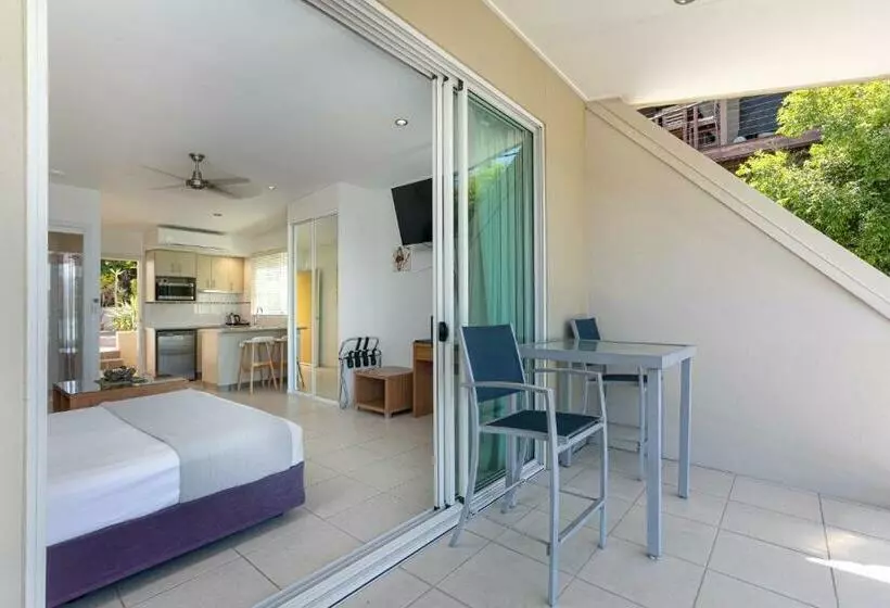 استودیوی استاندارد با چشم‌انداز دریا, Waterview Airlie Beach