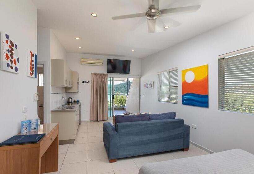 Студия Стандарт Вид на Море, Waterview Airlie Beach