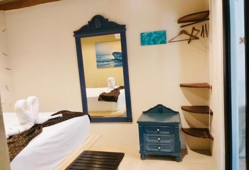 スタンダードルーム, La Constanza De Rulo