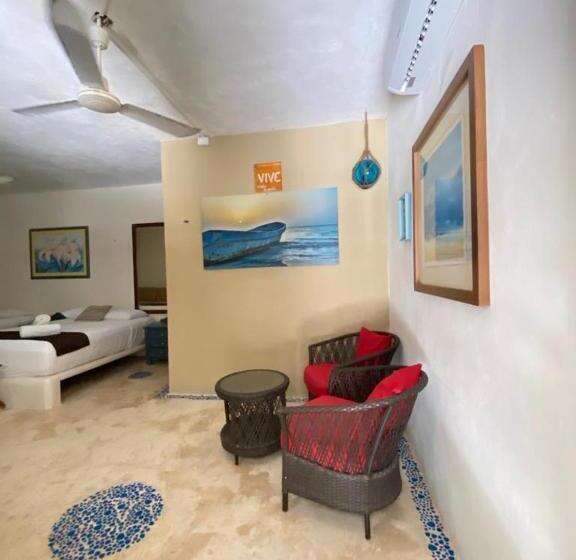 ガーデンビューファミリールーム, La Constanza De Rulo