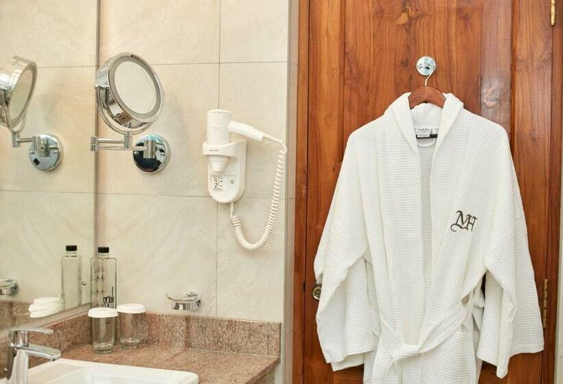 디럭스 룸, Manor House Boutique Villa