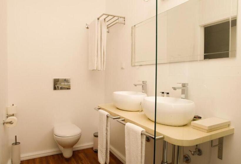 Standard Room, Alecrim Ao Chiado