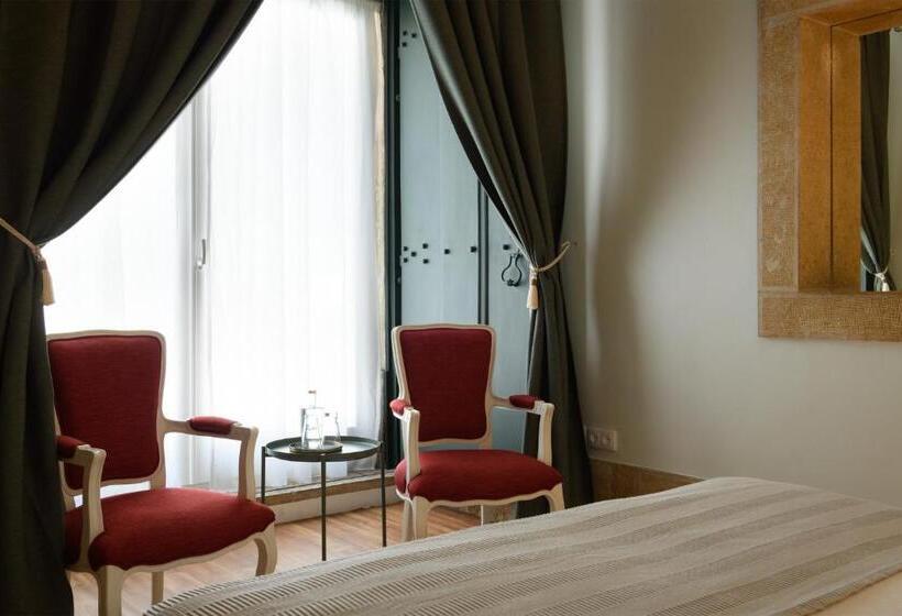 Standard Room, Alecrim Ao Chiado