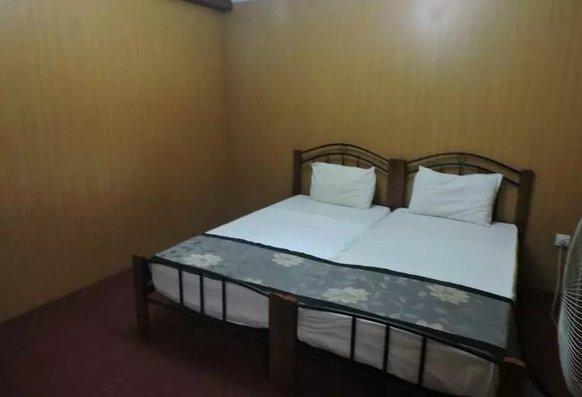 Standard-huone Jaettu Kylpyhuone, Charlton Kandy City Rest
