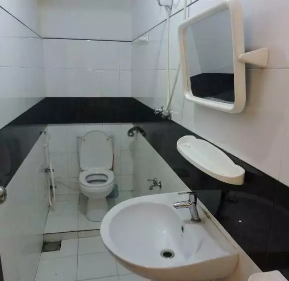 Standard-huone Jaettu Kylpyhuone, Charlton Kandy City Rest