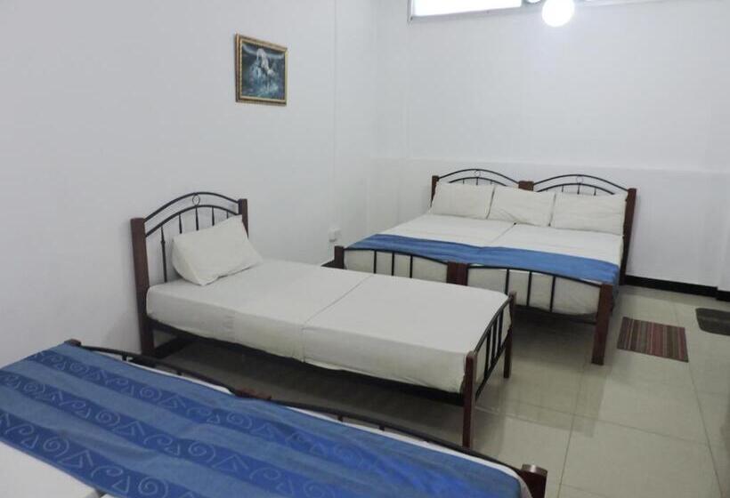 غرفة قياسية, Charlton Kandy City Rest