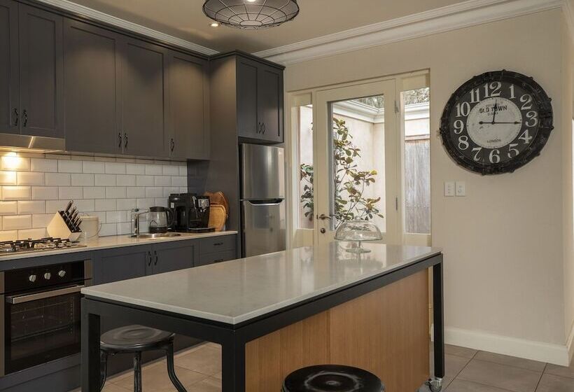 Апартаменты Deluxe 1 Спальня, The Retreat At Stirling