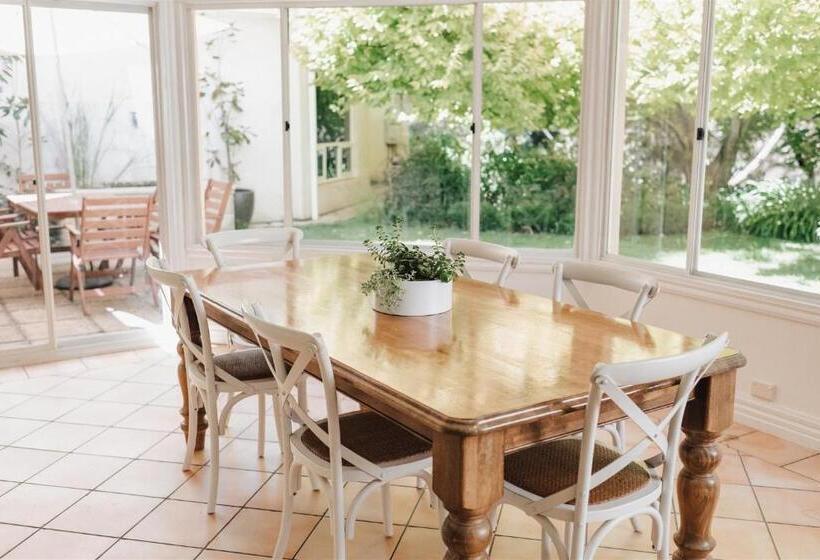 Дом 1 Спальня, The Retreat At Stirling