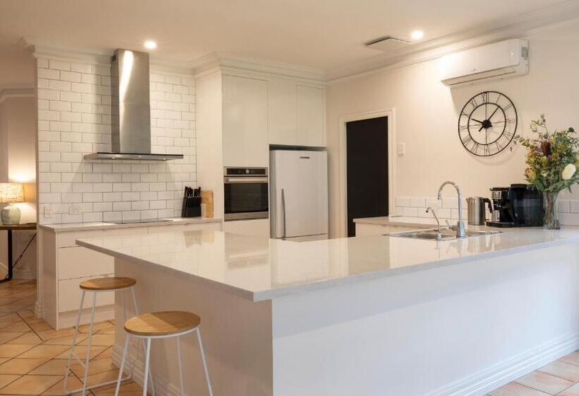 Апартаменты 1 Спальня, The Retreat At Stirling