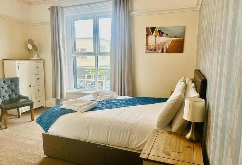 غرفة قياسية مطلّة علي البحر, The Wash & Tope