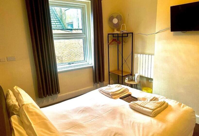 غرفة قياسية, The Wash & Tope