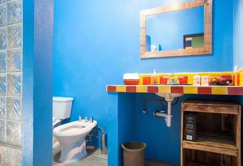 Huoneisto 1 Makuuhuone Allasnäkymä, Casa Juarez B&b
