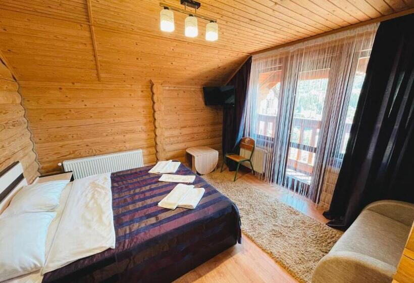 高级家庭房间, Charda