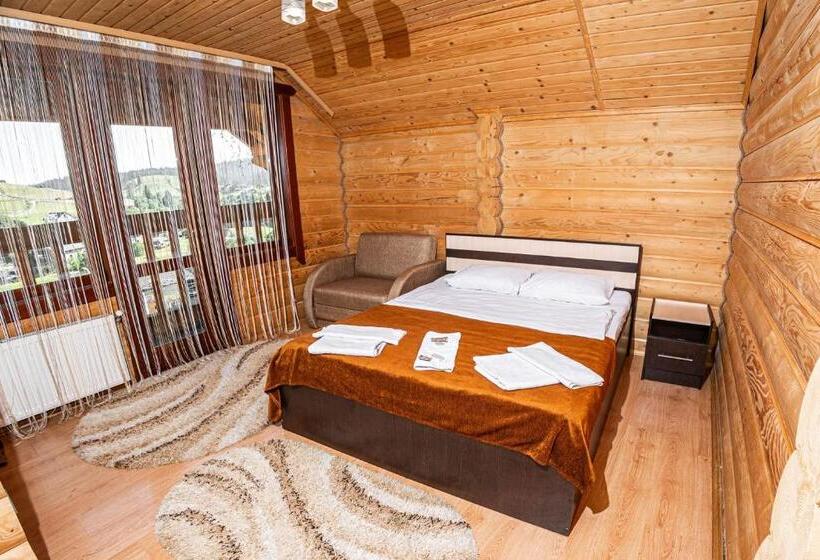 高级家庭房间, Charda