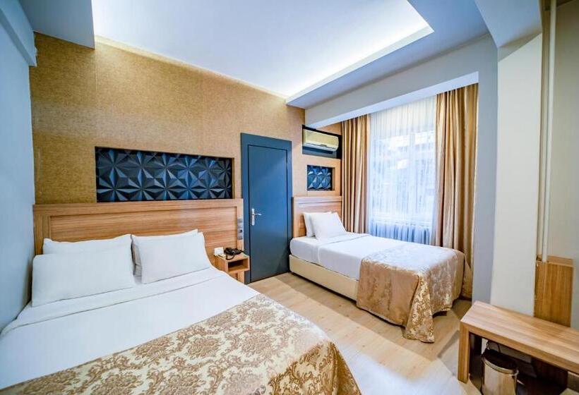Quarto Triplo Standard Vista Jardim, Aksular