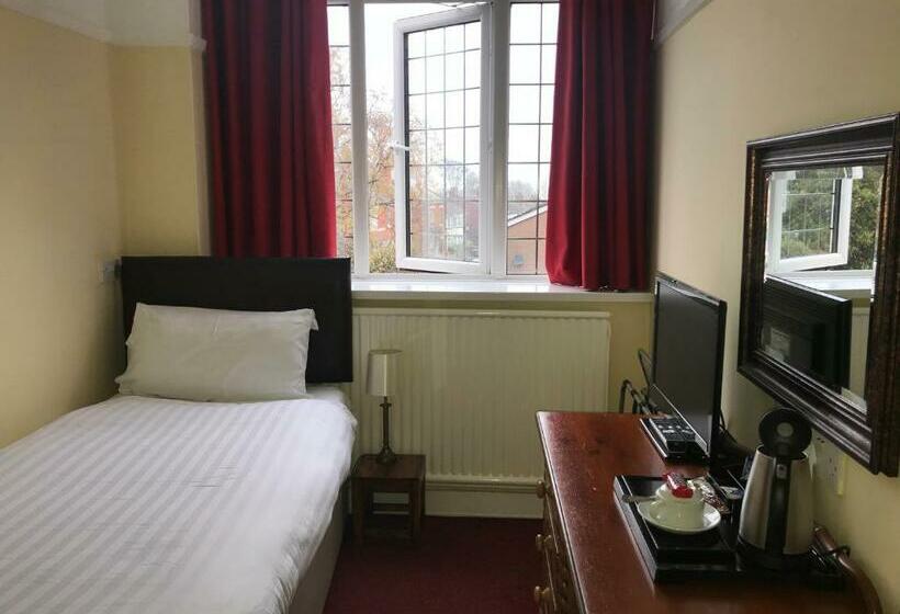 标准单人间, Barons Court