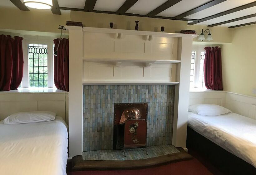 标准间, Barons Court