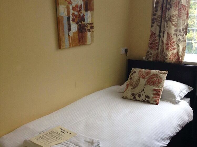 标准单人间, Barons Court