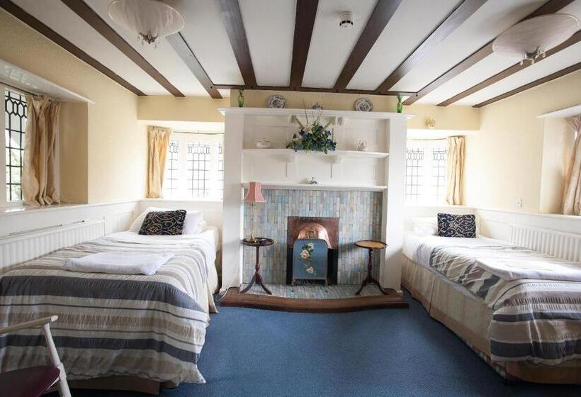 标准间, Barons Court