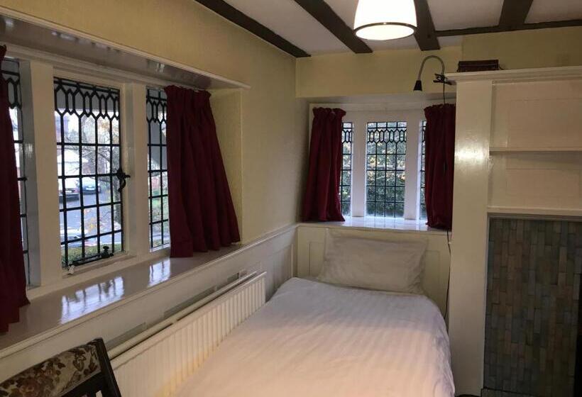 스탠다드 룸, Barons Court