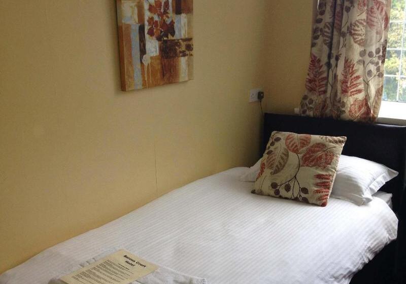 标准单人间, Barons Court