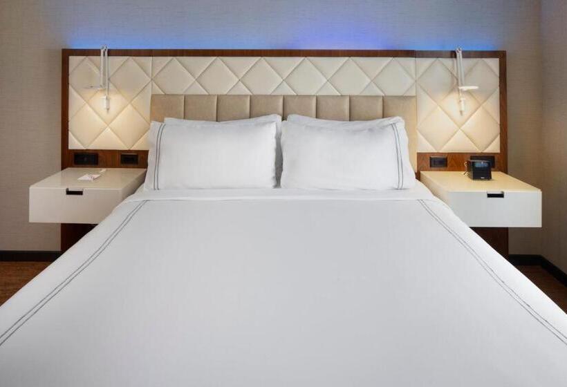 带大床的标准间, Even Hotel New York   Midtown East, An Ihg