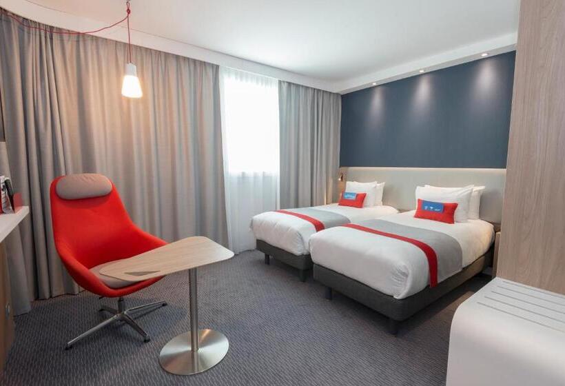 Номер Стандарт, Holiday Inn Express Paris Velizy, An Ihg