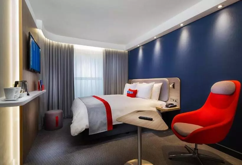 身障者適用スタンダードルーム, Holiday Inn Express Paris   Velizy, An Ihg
