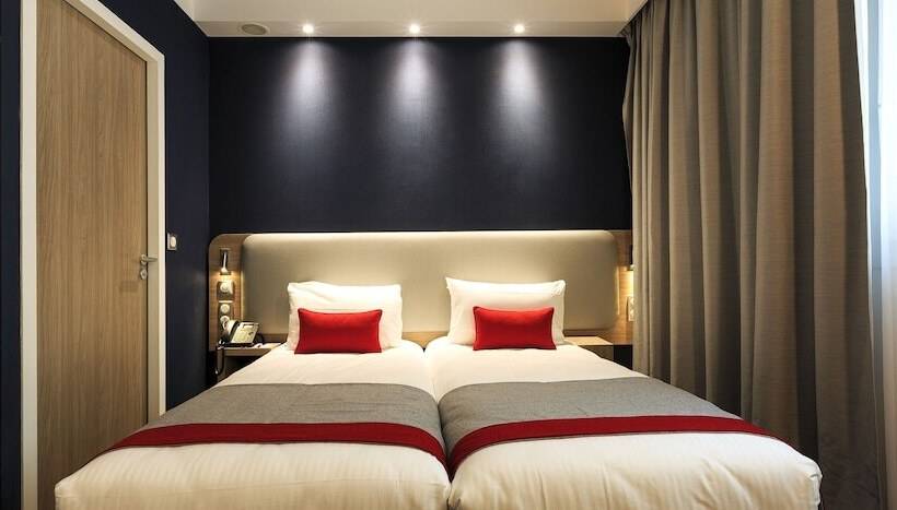 Номер Стандарт, Holiday Inn Express Paris Velizy, An Ihg