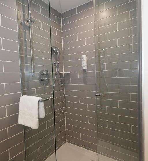 Номер Стандарт Индивидуальный, Holiday Inn Express Paris Velizy, An Ihg