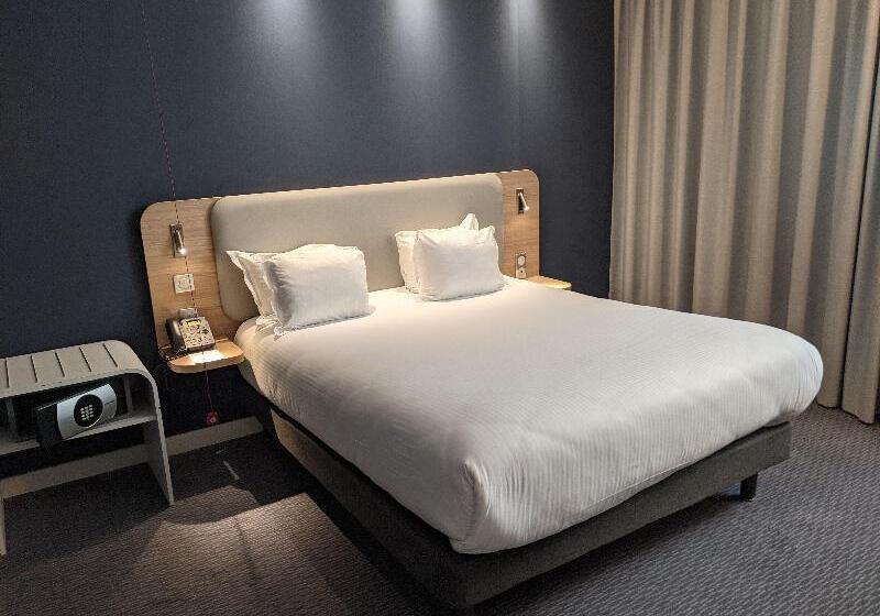 اتاق استاندارد, Holiday Inn Express Paris   Velizy, An Ihg