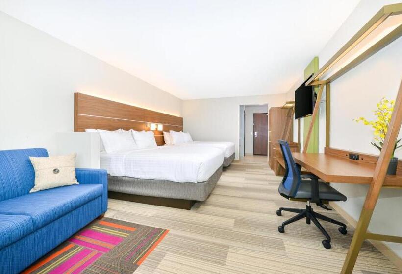 スイート, Holiday Inn Express & Suites Salem, An Ihg