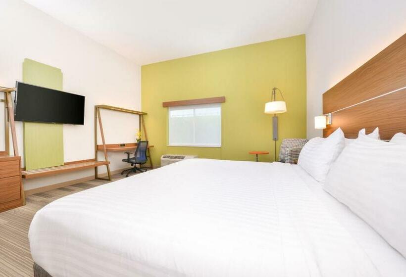 キングサイズベッドのスタンダードルーム, Holiday Inn Express & Suites Salem, An Ihg