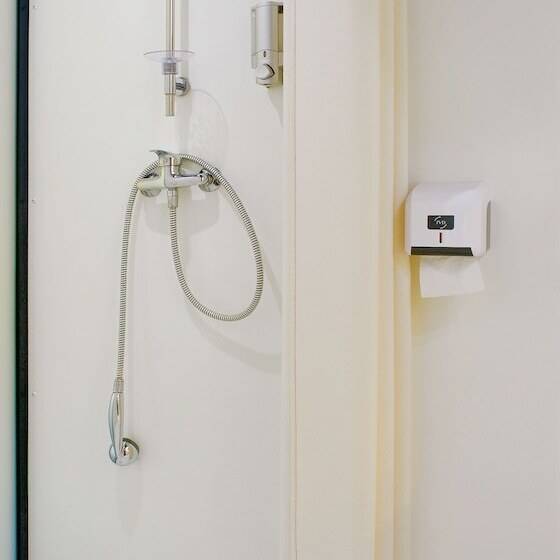 غرفة قياسية ثلاثية, In Hotel Nancy Frouard