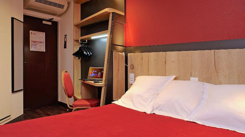 غرفة قياسية, In Hotel Nancy Frouard