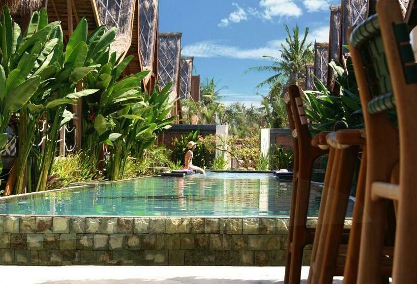 プールの見えるデラックスルーム, Kaleydo Villas